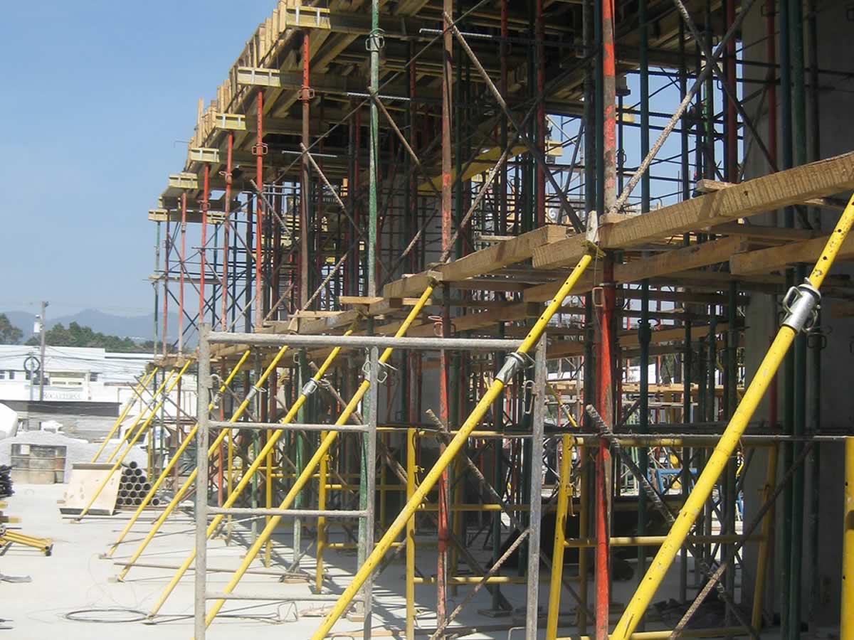 Sistema de apuntalamiento en una obra